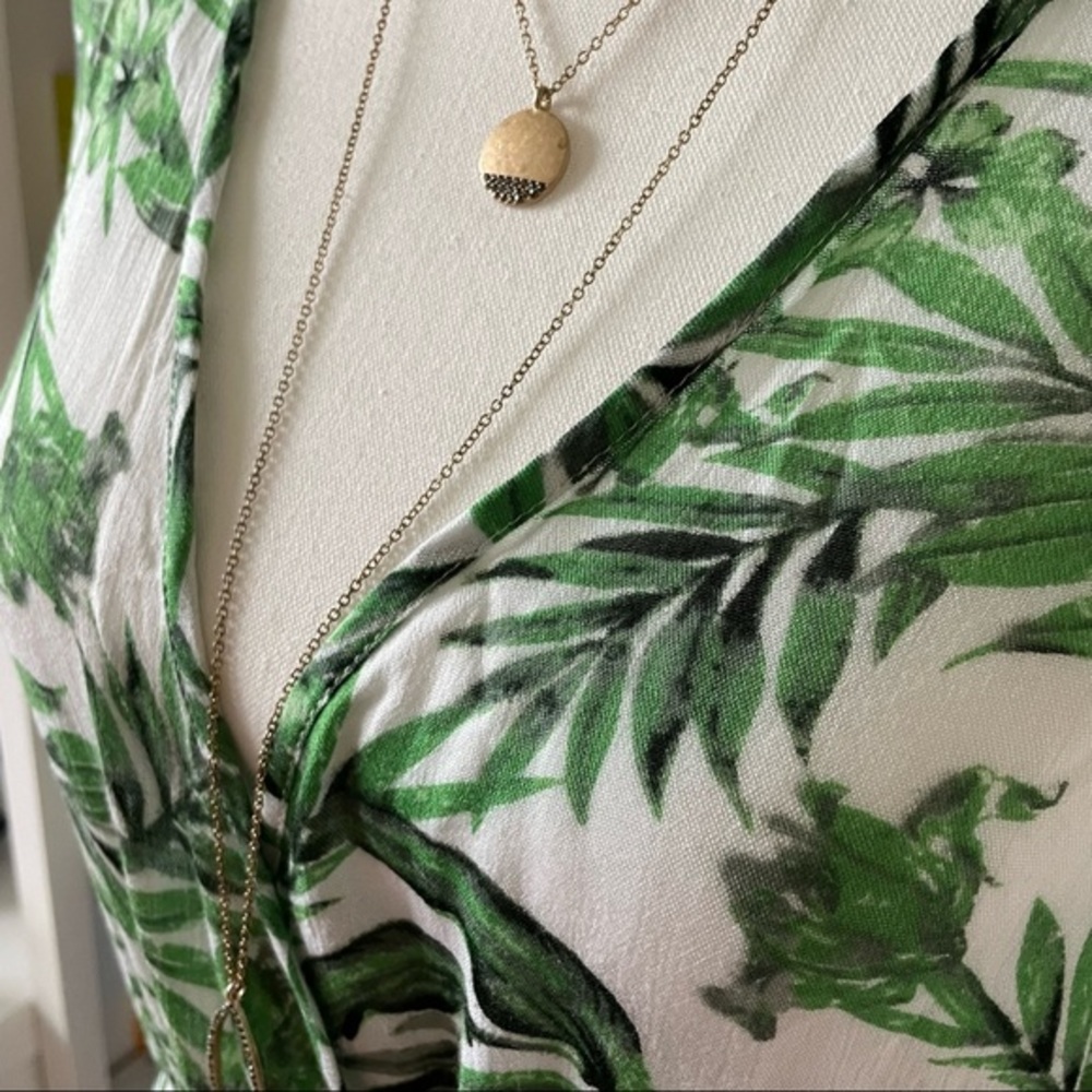 ASOS/Influence Tropical Romper - Picture 4 of 6